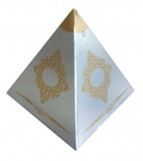 Toptan Piramit Karton Lokumluk Gümüş 50 Adet